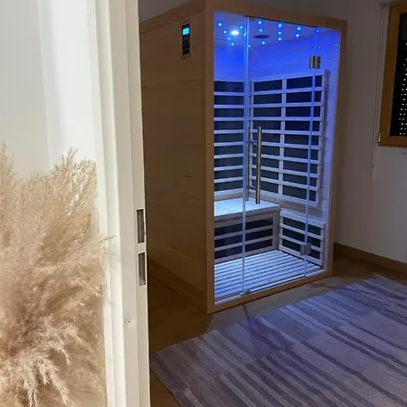 Dom wakacyjny Petite Maison Moderne Avec Jacuzzi Et Sauna *